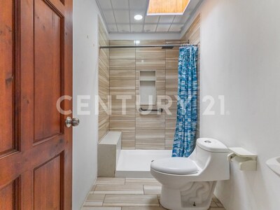 VENTA DE JOYA RESIDENCIAL EN SAN RAMON DE ALAJUELA — Foto 24