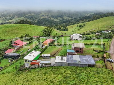 VENTA DE JOYA RESIDENCIAL EN SAN RAMON DE ALAJUELA — Foto 2
