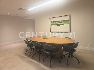 Se alquila hermoso apartamento en edificio nuevo y exclusivo Parkwood. — Foto 27