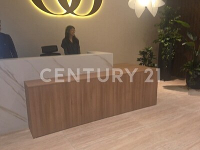 Se alquila hermoso apartamento en edificio nuevo y exclusivo Parkwood. — Foto 3