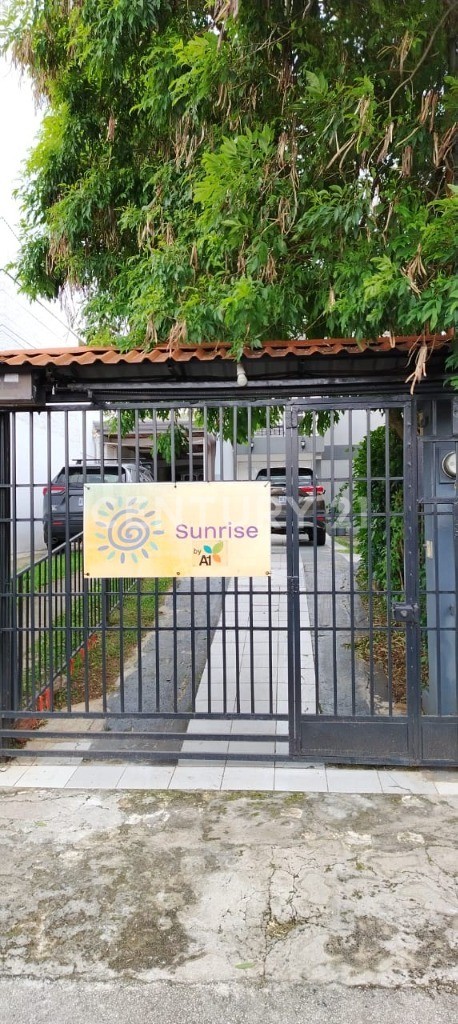 VENTA CASA CON USO DE SUELO MIXTO EN ALAJUELA CENTRO — Foto 2