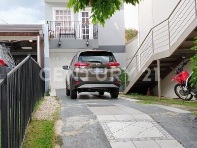 VENTA CASA CON USO DE SUELO MIXTO EN ALAJUELA CENTRO — Foto 3