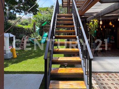 Se vende residencia de Lujo en San Rafael de Heredia — Foto 27