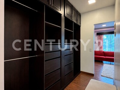 Se vende residencia de Lujo en San Rafael de Heredia — Foto 21