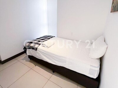 Alquiler de precioso apartamento amoblado en torre Rohrmoser — Foto 7