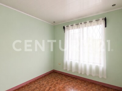 Venta de propiedad con casa en Roxana, Pococí. — Foto 10