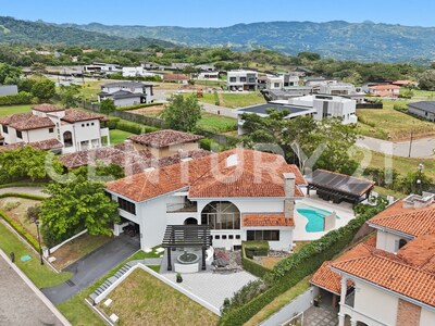 Hacienda Los Reyes | Residencia de Lujo | Piscina Privada | 5 Habitaciones — Foto 3