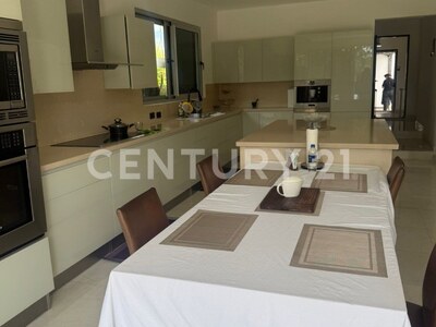 Se vende hermosa casa en Condominio Valle del Sol con espectacular vista al campo de Golf. — Foto 8