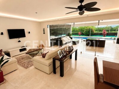 Se vende hermosa casa en Condominio Valle del Sol con espectacular vista al campo de Golf. — Foto 3