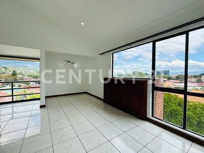 SE ALQUILA apartamento en San Rafael, Escazú — Foto 4