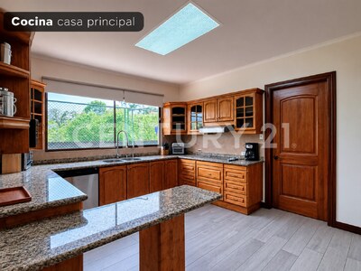 Venta de Casa en Condominio en San Isidro de Heredia — Foto 12