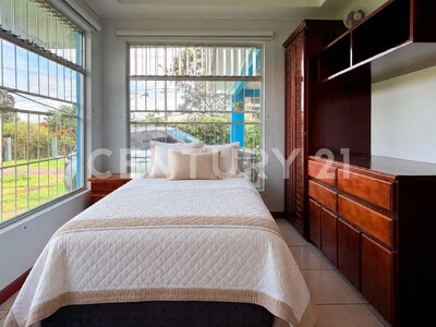 Venta de Casa con apartamento en Pococí, Buenos Aires — Foto 10