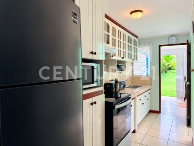 Venta de Casa con apartamento en Pococí, Buenos Aires — Foto 6