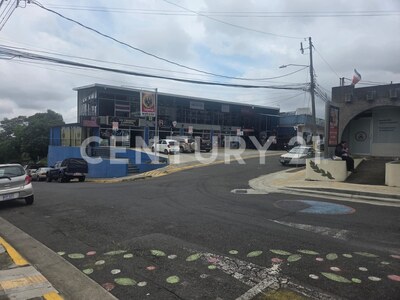Plaza comercial en venta, excelente ubicación y potencial de rentabilidad — Foto 5