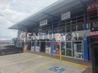 Plaza comercial en venta, excelente ubicación y potencial de rentabilidad — Foto 4