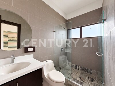 Casa en venta con vistas al bosque en San Ramón de Tres Ríos | 807 m² — Foto 27