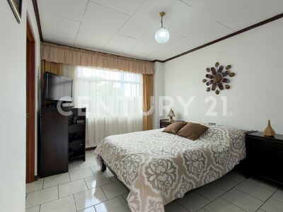 Venta de Casa con gran potencial de ampliación en San Miguel de Desamparados — Foto 17