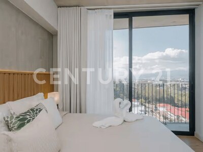 Se vende Hermoso Apartamento en la exclusiva zona de Rohrmoser. Edificio Babylon — Foto 14