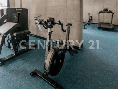Se vende Hermoso Apartamento en la exclusiva zona de Rohrmoser. Edificio Babylon — Foto 16