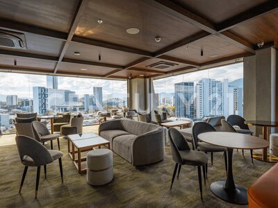 Se vende Hermoso Apartamento en la exclusiva zona de Rohrmoser. Edificio Babylon — Foto 19